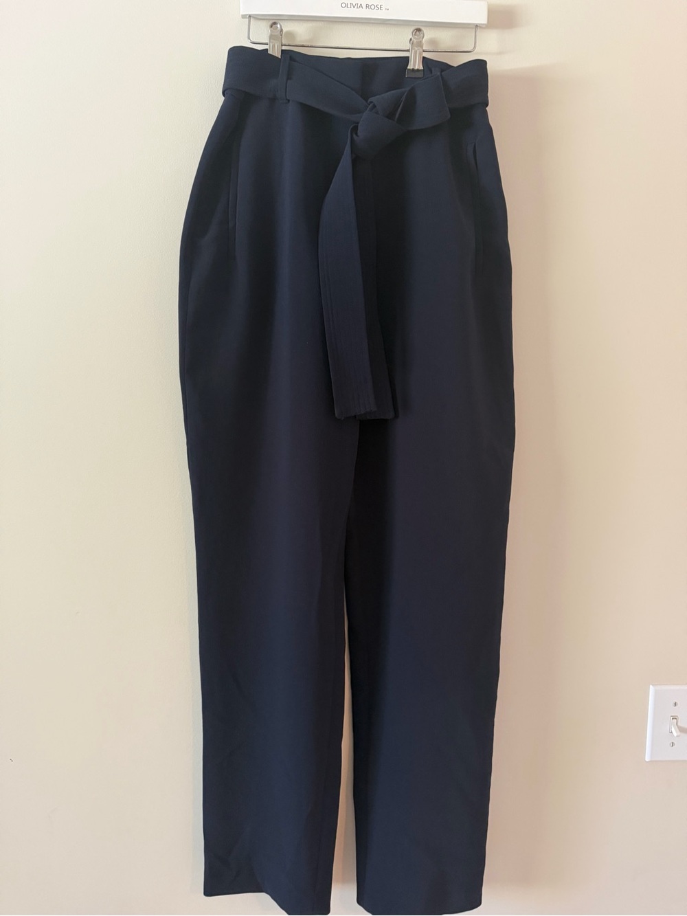 Wilfred High-Rise Navy Pants with belt tie